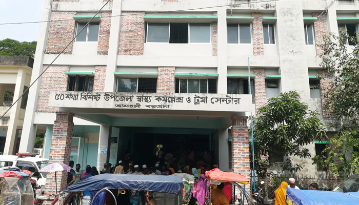 চার দিন ধরে হাসপাতালে পানি সরবরাহ বন্ধ, দুর্ভোগ
