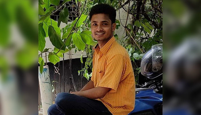 পরীক্ষা দিতে এসে ছাত্রলীগের হামলার শিকার ছাত্রদল নেতা