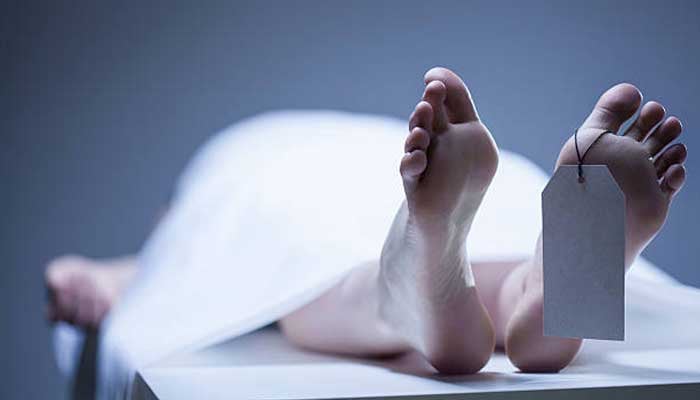 উঠানে পড়েছিল প্রবাসীর স্ত্রী রুনার হাত-পা বাঁধা মরদেহ