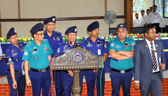 নির্বাচনে আইনশৃঙ্খলা কঠোরভাবে নিয়ন্ত্রণ করা হবে: আইজিপি