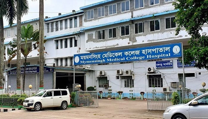 ময়মনসিংহ মেডিকেল কলেজে পুলিশ-ইন্টার্ন চিকিৎসক সংঘর্ষে আহত ৮