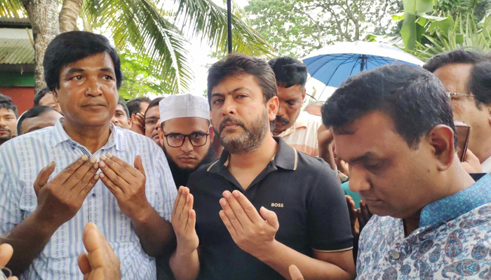 উন্নয়নের ধারা অব্যাহত রাখতে অবশ্যই শেখ হাসিনাকে ভোট দিন: নিক্সন চৌধুরী