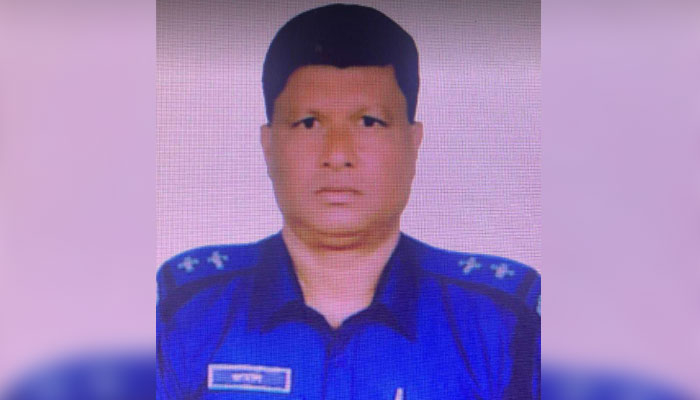 গাজীপুরে পিকআপ ভ্যানের ধাক্কায় ট্রাফিক সার্জেন্ট নিহত
