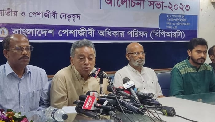 নেতাকর্মীরা মরণপণ লড়াইয়ের প্রস্তুতি নিয়েছে: আমীর খসরু