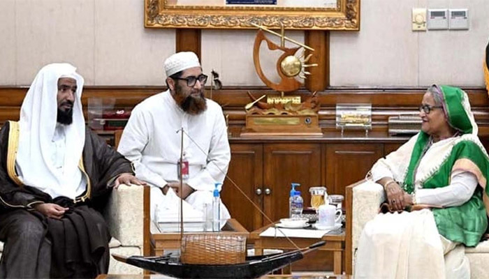 প্রধানমন্ত্রীর সঙ্গে সাক্ষাৎ করলেন মসজিদে নববীর ইমাম