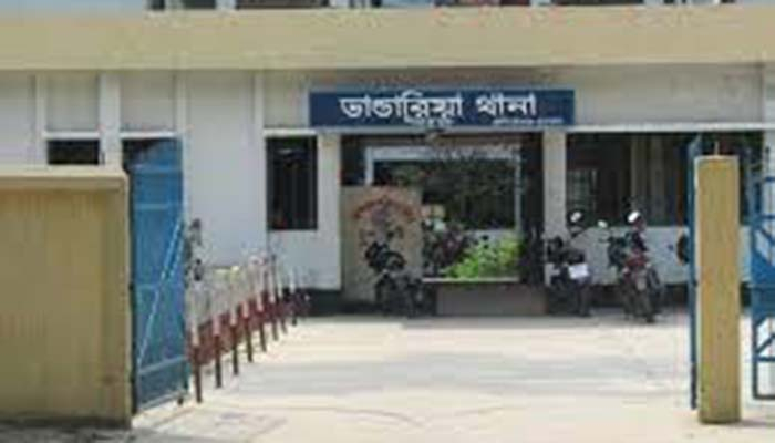 ভান্ডারিয়ায় ৯ ছাত্রলীগের নেতাকর্মী আহত, ককটেল-রামদা-চাপাতি উদ্ধার